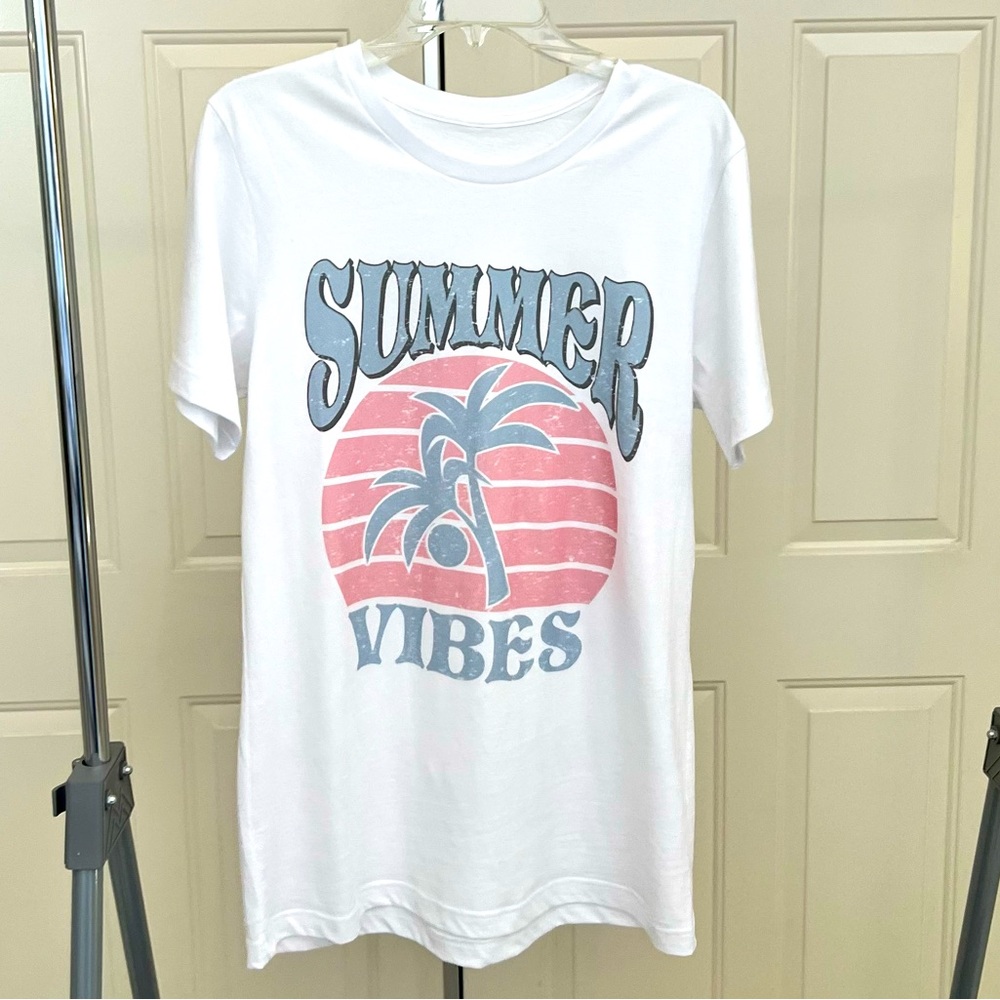 “Summer Vibes” Graphic T-Shirt